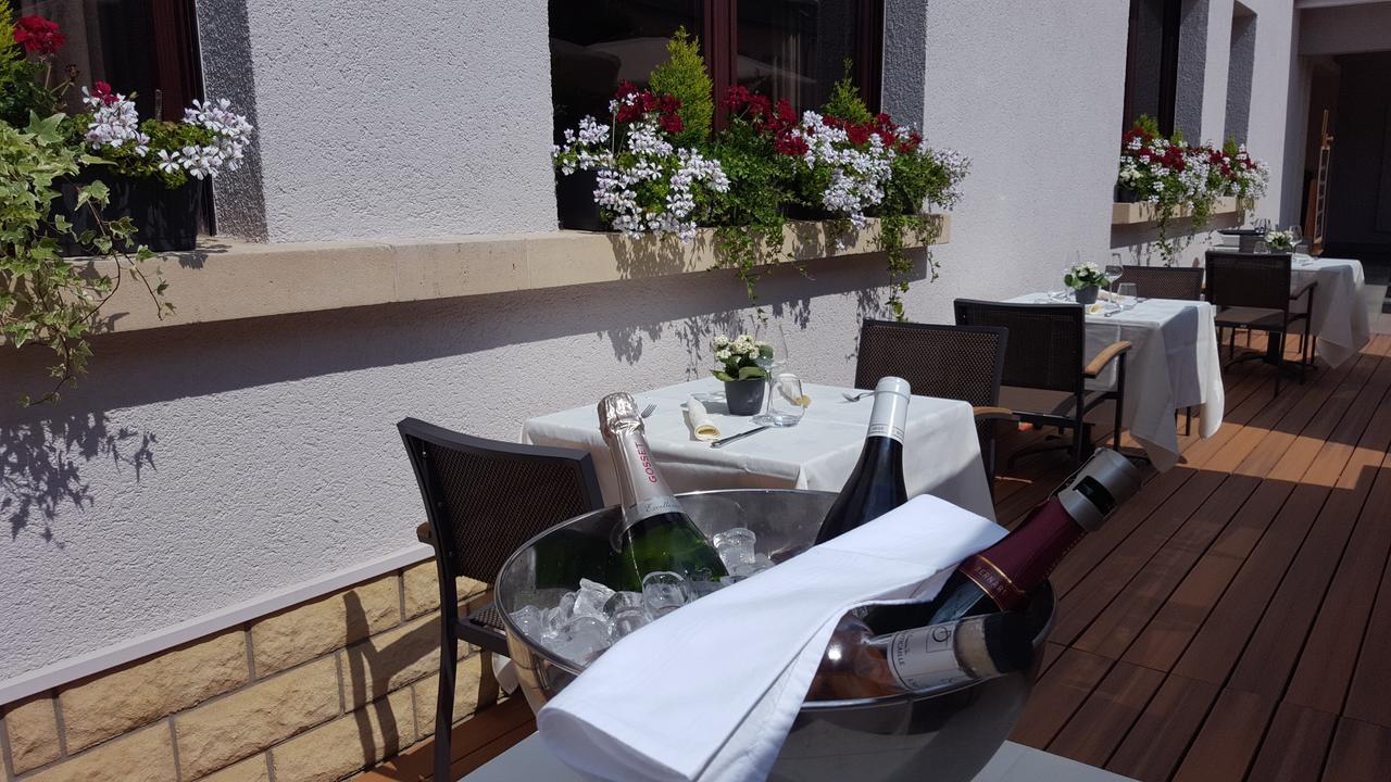 Re'ser Stuff Hotel Roeser